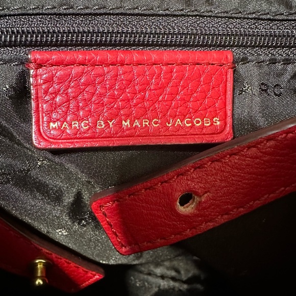 MARC BY MARC JACOBS Totally Turnlock Red Leather Backpack - Picture 8 of 11